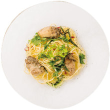 牡蠣と水菜のペペロンチーノ