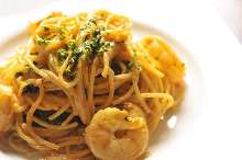 ウニのクリームソースパスタ