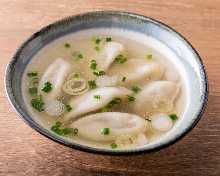 スープ餃子