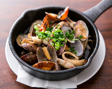 あさりの白ワイン蒸し