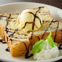 チョコレートトーストChocolate toast