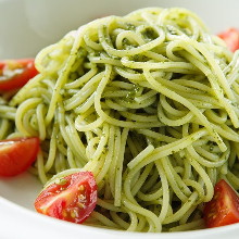 夏季限定メニュー：≪冷≫バジルソースパスタ（サラダ・ドリンク付）Basil sauce pasta