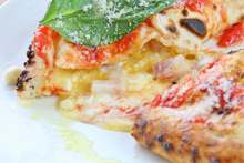 カルツォーネ カルツォーネ