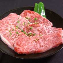 国産牛 上カルビ（タレ・塩）