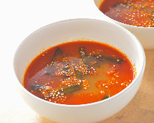 コムタン麺（旨辛）