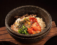 石焼ビビンバ