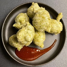 ゼッポリーニ　ヤンニョムソース