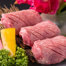 タン塩‐厚切り‐PREMIUM BEEF TONGUE（THICK-CUT）