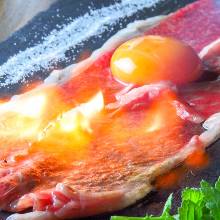 和牛ロースの炙りすき焼き 和牛ロースの炙りすき焼き