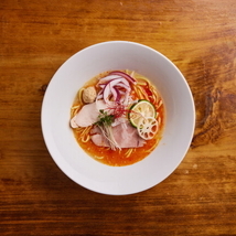 濃厚　辛い鶏白湯ラーメン