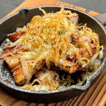 長いもとシラスのチーズ焼き