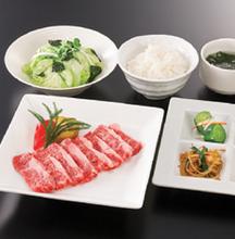 焼肉盛り合わせ