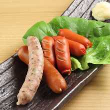 ソーセージ盛り合わせ