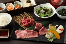 焼肉盛り合わせ