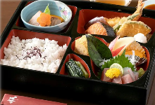 幕の内弁当