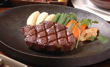 牛ヒレ肉のステーキ