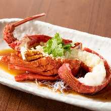 国産伊勢海老の蒸し物特製醤油で