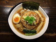 醤油ラーメン