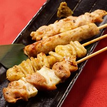 焼き鳥盛り合わせ