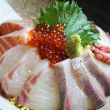 海鮮丼
