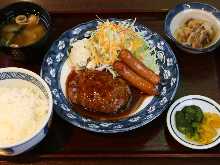 ハンバーグ定食