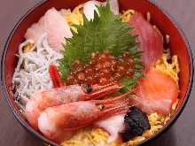 【上】すなおや海鮮丼 【上】すなおや海鮮丼