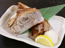 マグロのカマの塩焼き マグロのカマの塩焼き