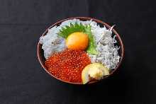 大阪湾しらす三色丼