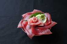 マグロ赤身・トロの食べ比べ丼