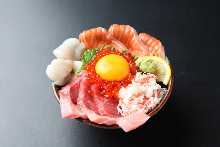 特上五色丼 特上五色丼