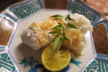 愛媛白甘鯛ウロコ焼き