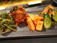 キムチ盛り合わせ