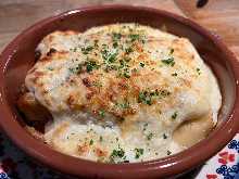 スペインのラザニアグラタン スモークしたチーズのせ