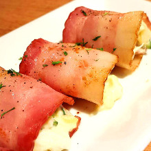 ポテサラのベーコン巻き ポテサラのベーコン巻き