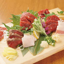 馬刺し盛り合わせ 馬刺し盛り合わせ