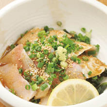 ブリ(刺身) ブリ(刺身)