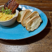 うなぎのアヒージョ