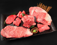 焼肉盛り合わせ8種 焼肉盛り合わせ8種