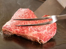 牛ヒレ肉のステーキ 130グラム