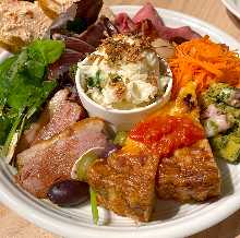 前菜の盛り合わせ