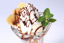 チョコレートパフェ