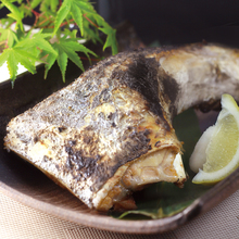 マグロのカマの塩焼き