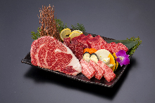 焼肉盛り合わせ