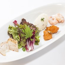 前菜盛り合わせ