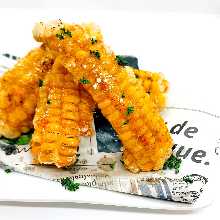 大人気！とうもろこしの唐揚げ　バター醤油