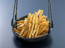 鰻の骨せんべい