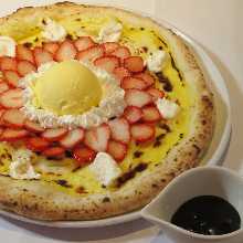 ストロベリーカスタード