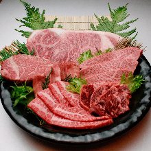 焼肉盛り合わせ