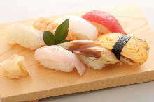 にぎり寿司盛り合わせ