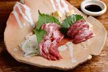 馬刺し盛り合わせ3種